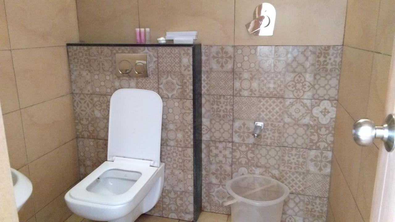 Mango Hill Central Utakamand Zewnętrze zdjęcie