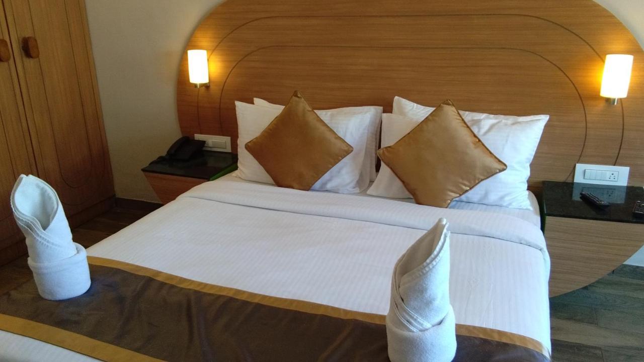 Mango Hill Central Utakamand Zewnętrze zdjęcie